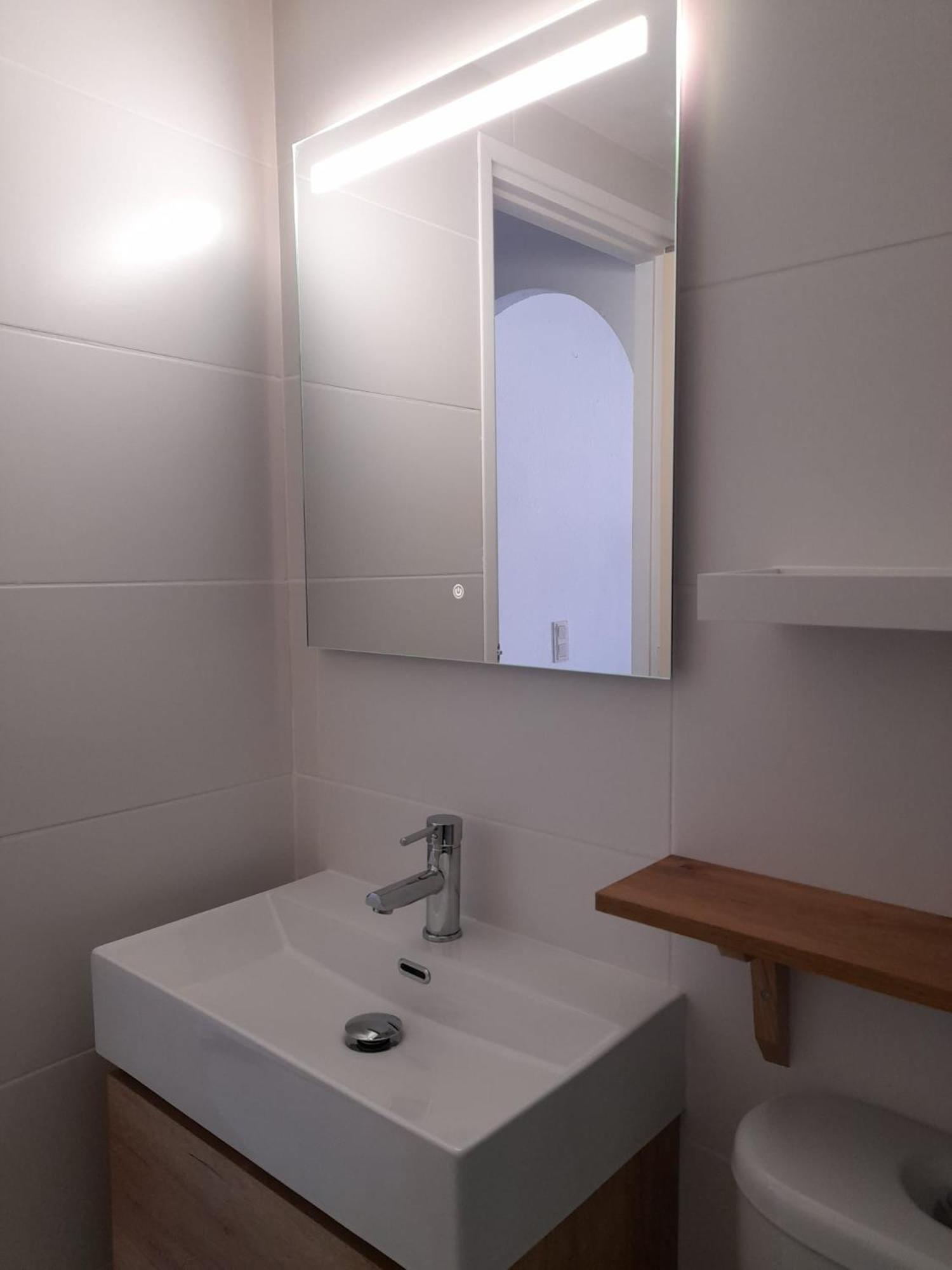 Appartement Lumineux Sur Les Canaux Roses Extérieur photo